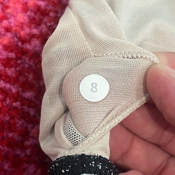 Lululemon Sports Bra - No Pads - Size 8 - Picture 4 of 4
